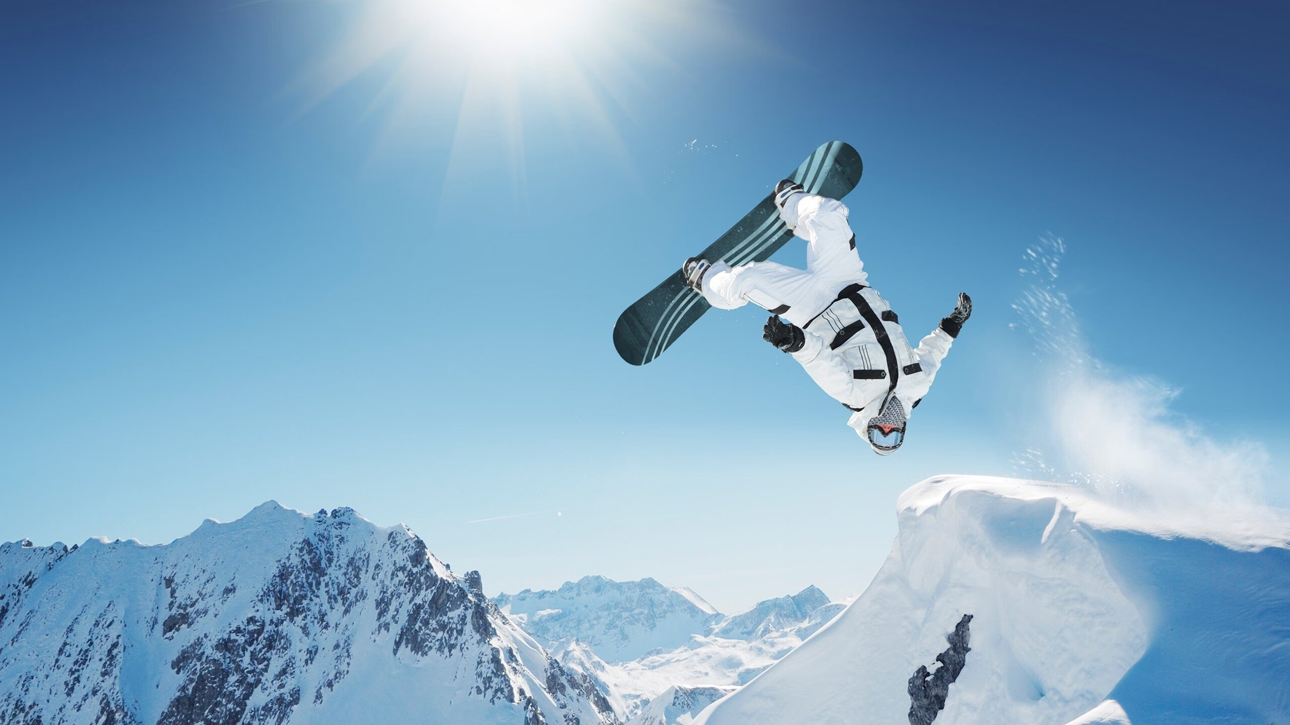 MAD观众热烈欢呼！，凯恩迎来十二赛季出色发挥赛场气氛高涨